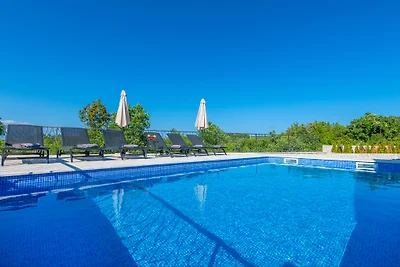 Villa Romantika