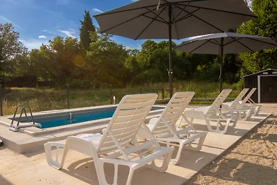 Villa Ese