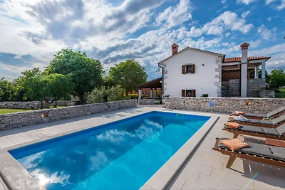 Villa Bina