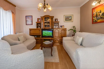 Villa Mirela