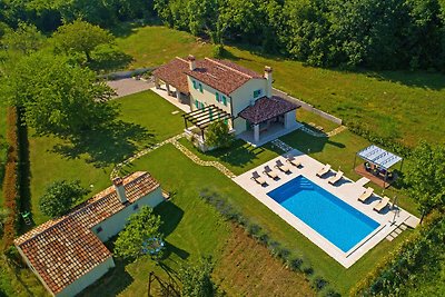 Casa de vacaciones Vacaciones de reposo Nedešćina