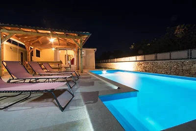 Villa Monkodonja