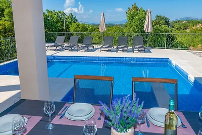 Villa Romantika