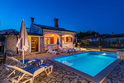 Villa Mirela