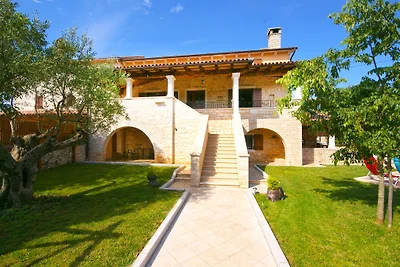 Villa Dino & Karla