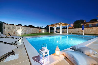 Villa Lucy