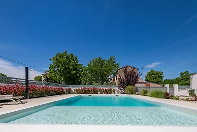 Villa Fiora