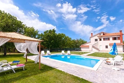Villa Oaza