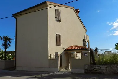 Pula Vinkuran, Jakara Casa