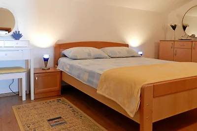 Pula Vinkuran, Jakara Casa