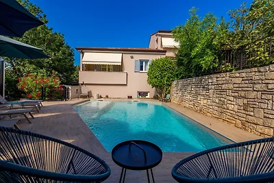 Lidija–Privatpool,3 Ferienwohnungen