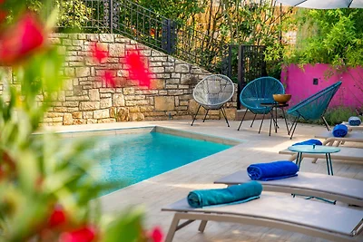 Lidija–Privatpool,3 Ferienwohnungen