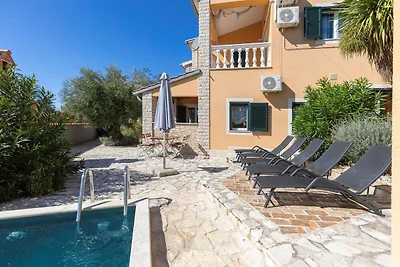 Susanna - privater Pool & top Lage