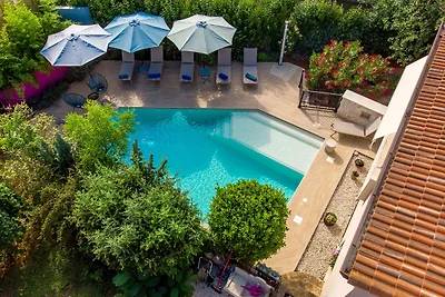 Lidija–Privatpool,3 Ferienwohnungen