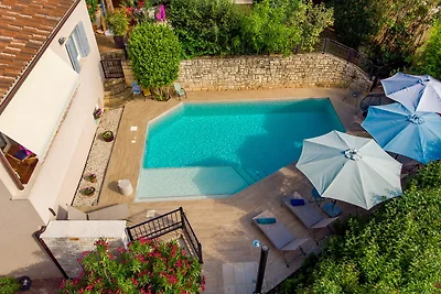 Lidija–Privatpool,3 Ferienwohnungen