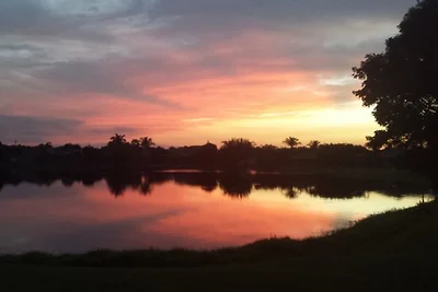 Villa Lakeview Paradise