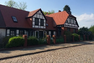 Veltenhaus-großzügiges Ferienhaus