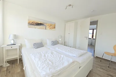 DHH, Ostsee 300m Ofen Sauna eingezä