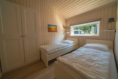 Huis aan het meer