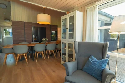 Huis aan het meer