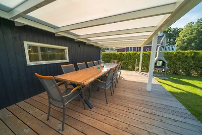 Huis aan het meer