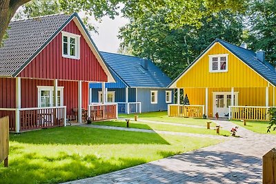 Maison de vacances de style suédois au bord d'un lac