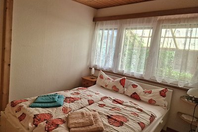 Bungalow für bis zu 3 Personen auf naturbelassenem Waldgrundstück