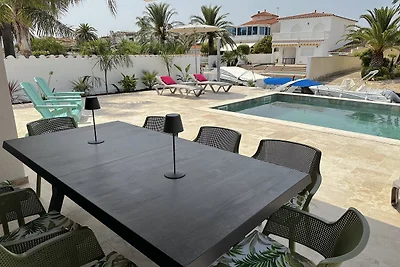 VILLA LIFESTYLE