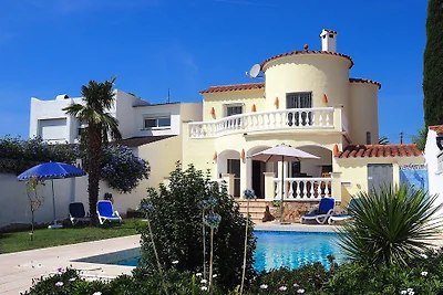 VILLA CALIFORNIA, HUTG 002.861