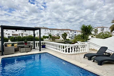 Casa Cap Ras con piscina e posto barca