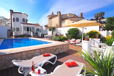 VILLA  ADMIRAL