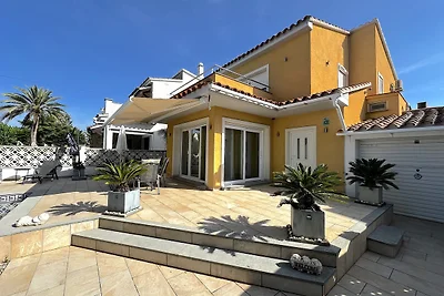 VILLA BELLEVUE m. prive zwembad