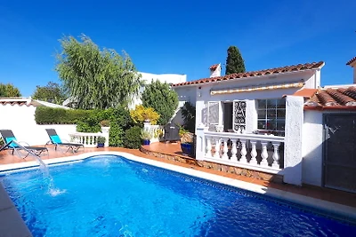 CASA MAJO strandnah mit Privatpool