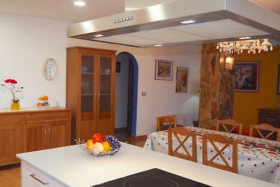 Villa Laguna, HUTG 006.288