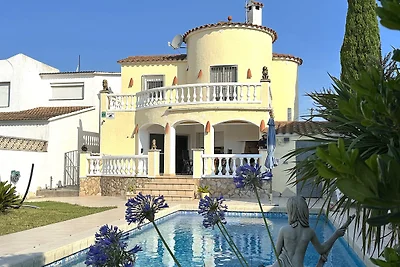 VILLA LA LUNA HUTG 002853