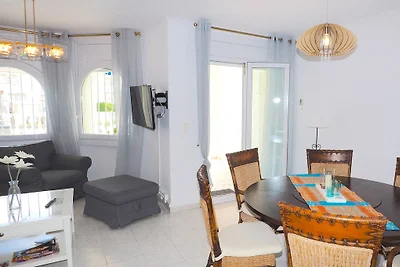 Casa Cap Ras con piscina e posto barca