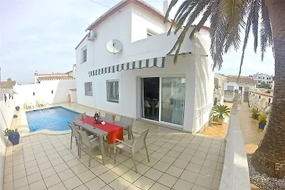 CASA LEONIE con piscina privata