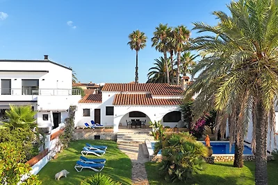 Villa Laguna, HUTG 006.288