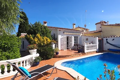 CASA MAJO strandnah mit Privatpool