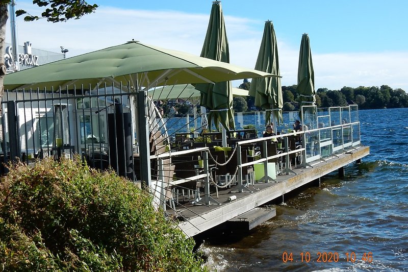 Restaurant Seeprinz  am und im Großen Plöner See
