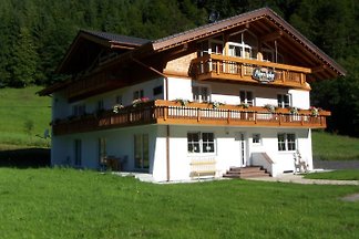 Charivaris Alpenlodge, Fewo Natura