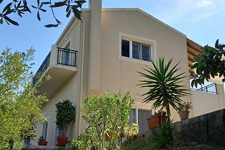 PhiloXenia Paradise Apartment