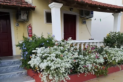 Villa Eleni Virginia Apartments