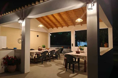 Studio Apartments Euthimia