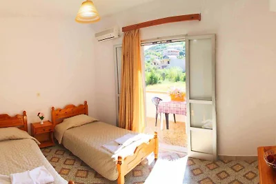 Studio Apartments Euthimia