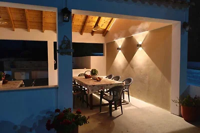 Studio Apartments Euthimia