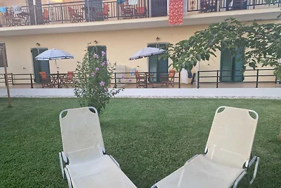 Studios & Apartments Aspa in Agios Georgios Argirades- Korfu