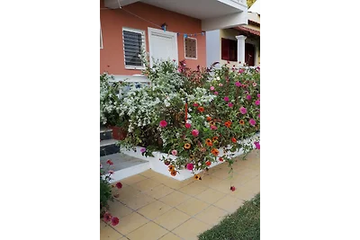 Villa Eleni Virginia Apartments