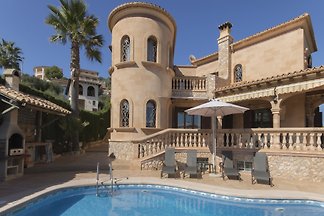 famille moderne villa Ref.204