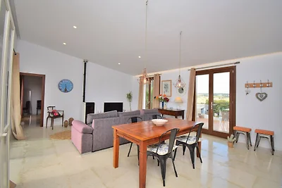 Finca Son Alcaines Petit 249 by Mal
